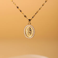 Oval Inlay 18k Gold-Plated Pendant Necklace 18"